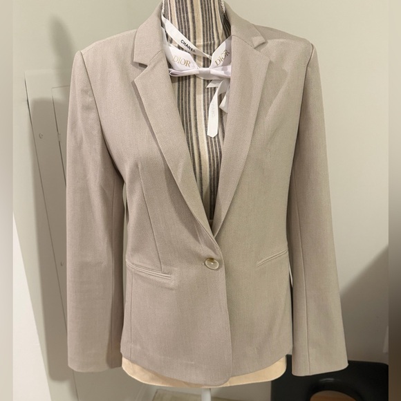 Express Jackets & Blazers - Express Beige Women's Blazer